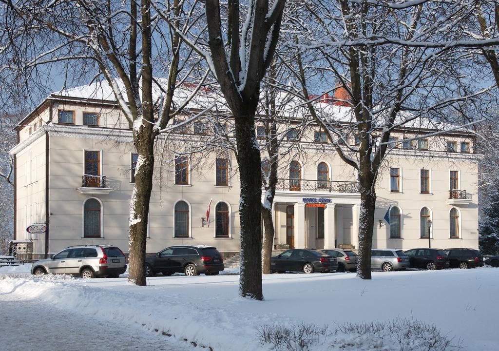 Hotel Cēsis Екстериор снимка